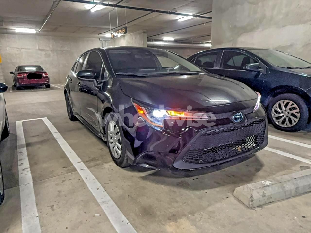 2022 TOYOTA COROLLA LE (VIN 5YFEPMAE9NP333653) main photo