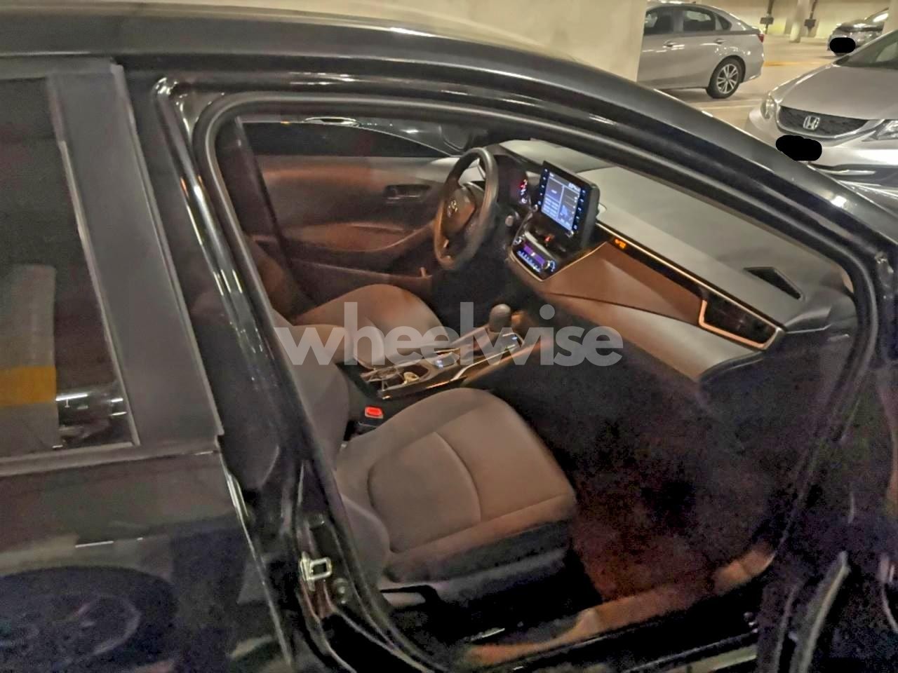 Photo 5 of 2022 TOYOTA COROLLA LE (VIN 5YFEPMAE9NP333653)