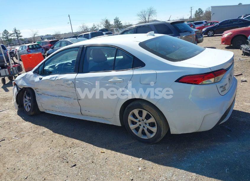 Photo 14 of 2022 Toyota Corolla LE (VIN 5YFEPMAE9NP338948)