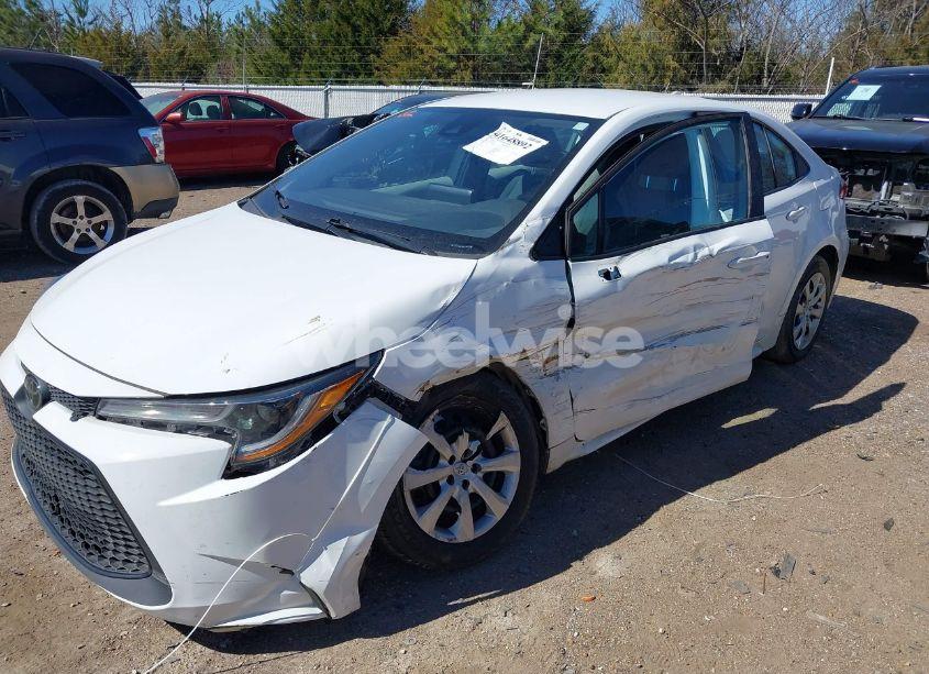 Photo 6 of 2022 Toyota Corolla LE (VIN 5YFEPMAE9NP338948)