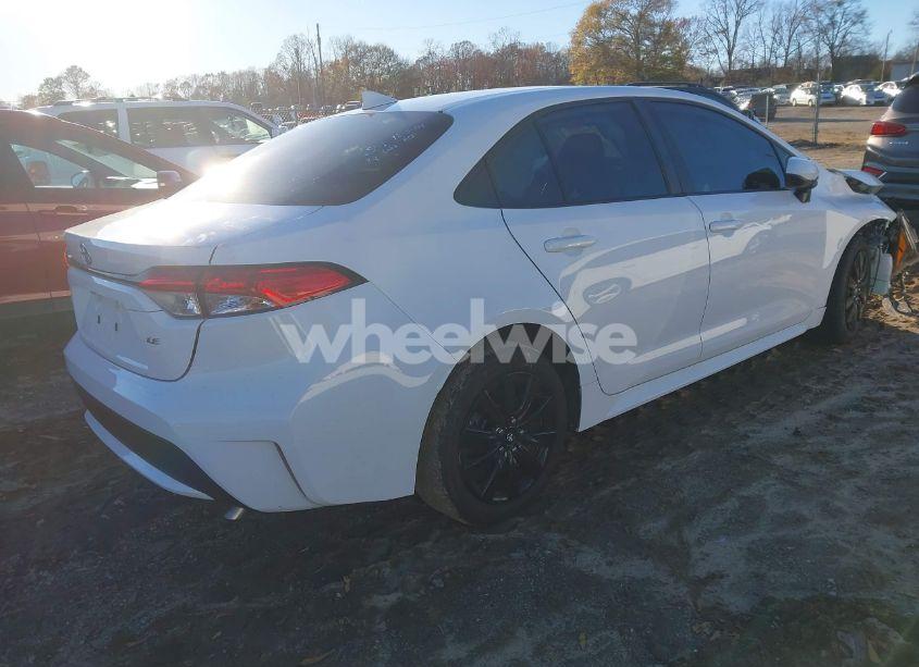 Photo 4 of 2022 Toyota Corolla LE (VIN 5YFEPMAE9NP361565)