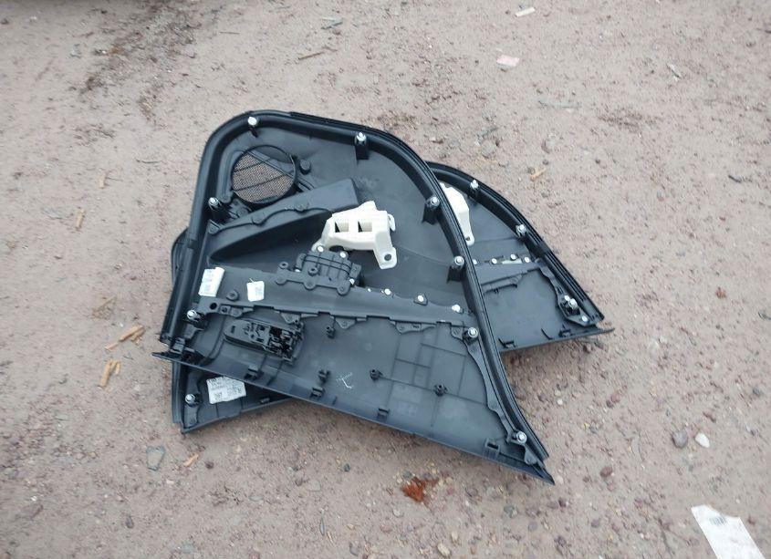 Photo 12 of 2022 Toyota Corolla LE (VIN 5YFEPMAE9NP364384)