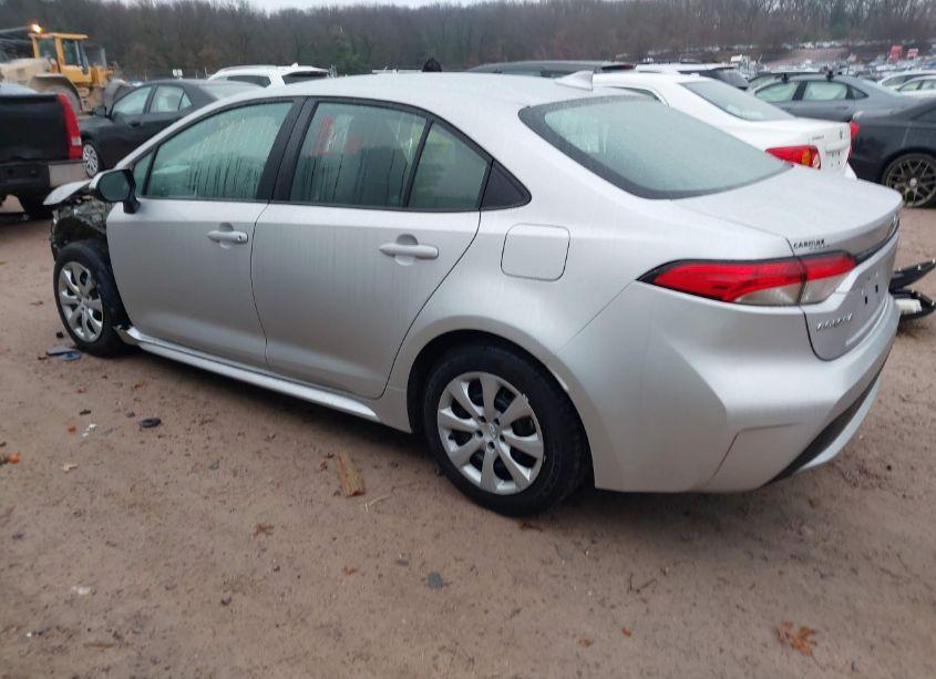 Photo 3 of 2022 Toyota Corolla LE (VIN 5YFEPMAE9NP364384)