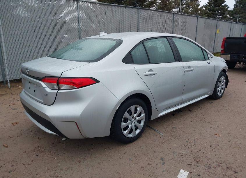 Photo 4 of 2022 Toyota Corolla LE (VIN 5YFEPMAE9NP364384)