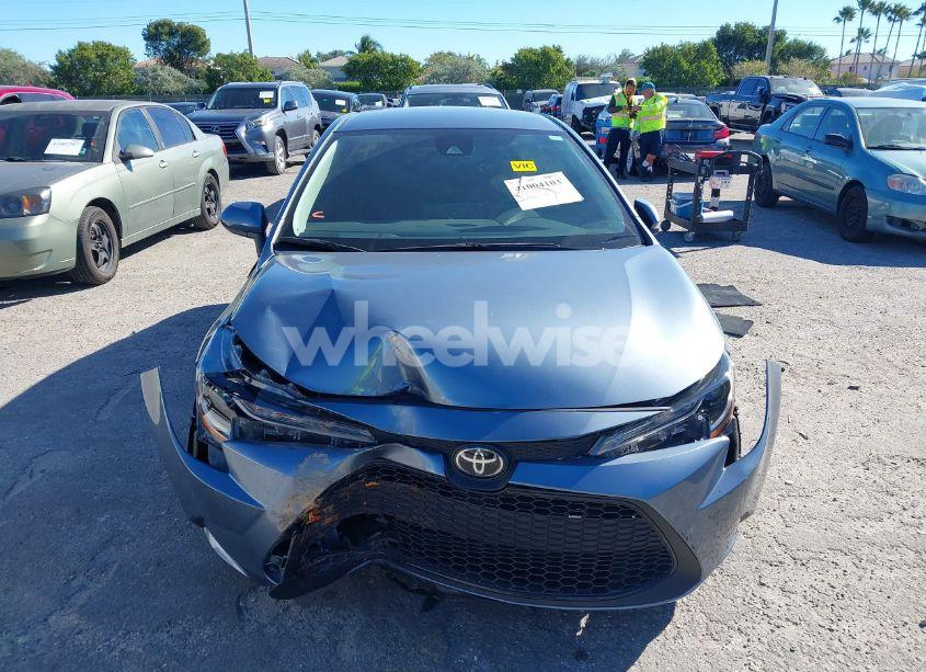 Photo 12 of 2022 Toyota Corolla LE (VIN 5YFEPMAE9NP365812)