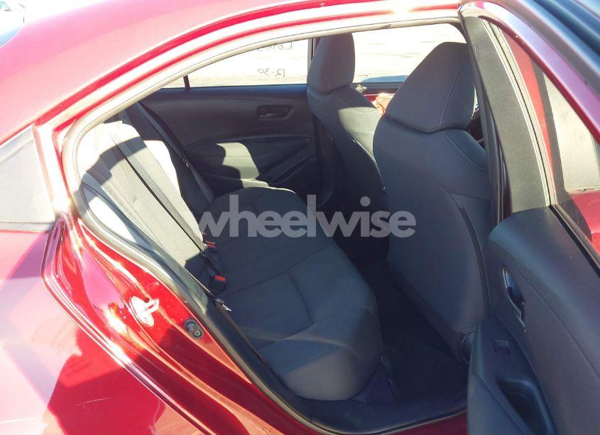 Photo 8 of 2022 Toyota Corolla LE (VIN 5YFEPMAE9NP371724)