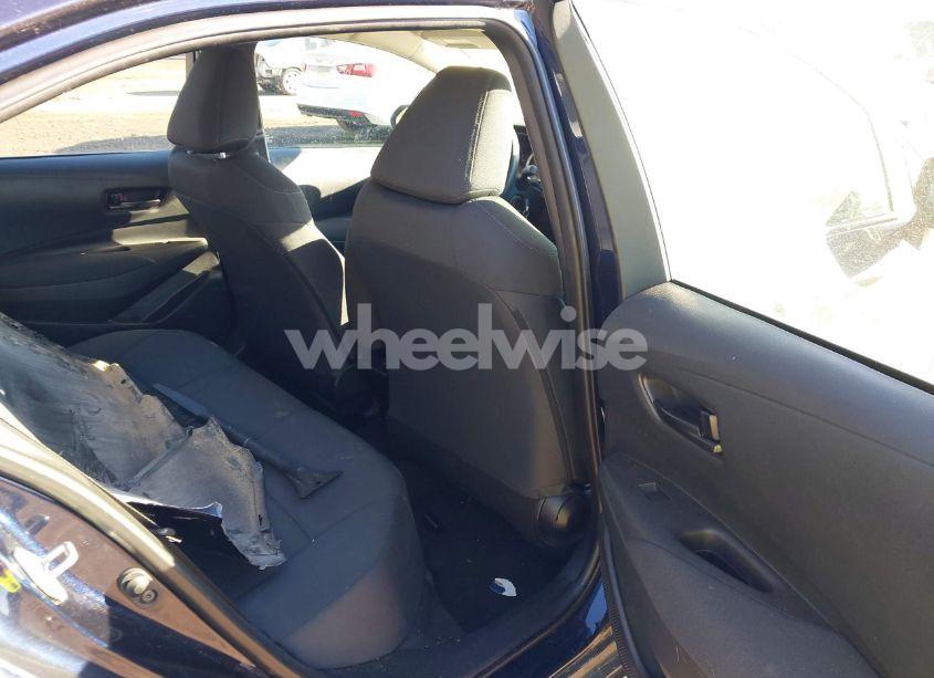 Photo 8 of 2022 Toyota Corolla LE (VIN 5YFEPMAE9NP377099)