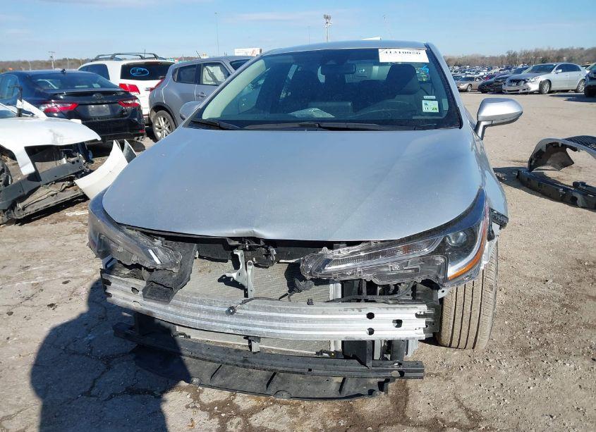 Photo 6 of 2022 Toyota Corolla (VIN 5YFEPMAE9NP379256)