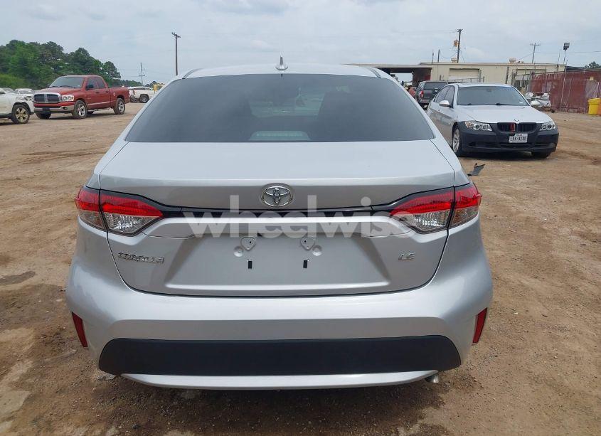 Photo 17 of 2022 Toyota Corolla LE (VIN 5YFEPMAE9NP382593)