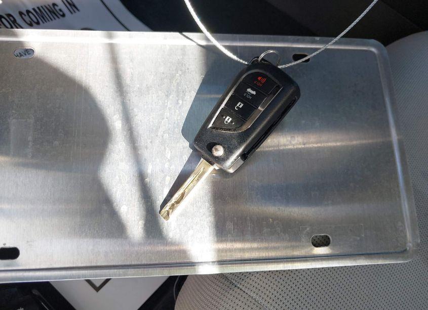 Photo 11 of 2021 Toyota Corolla LE (VIN 5YFEPMAEXMP153452)