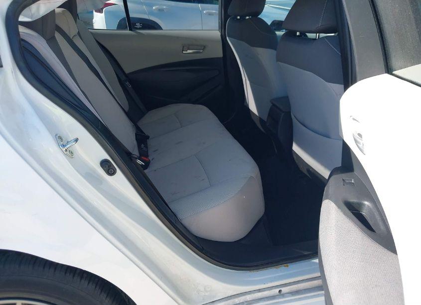 Photo 8 of 2021 Toyota Corolla LE (VIN 5YFEPMAEXMP153452)