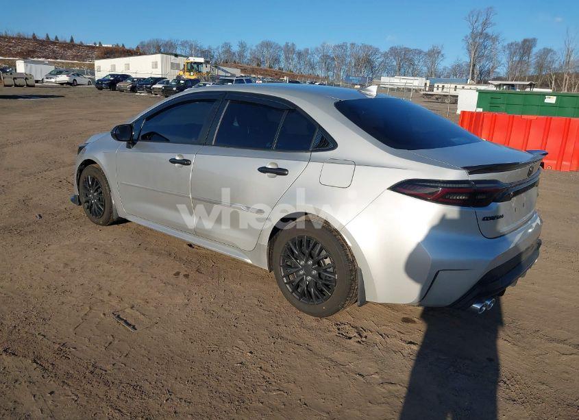 Photo 3 of 2021 Toyota Corolla LE (VIN 5YFEPMAEXMP158330)