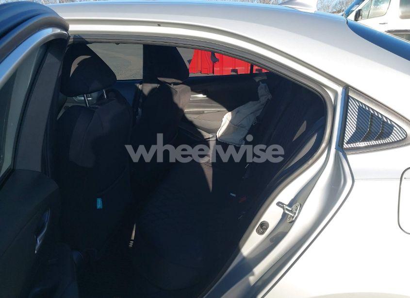 Photo 8 of 2021 Toyota Corolla LE (VIN 5YFEPMAEXMP158330)