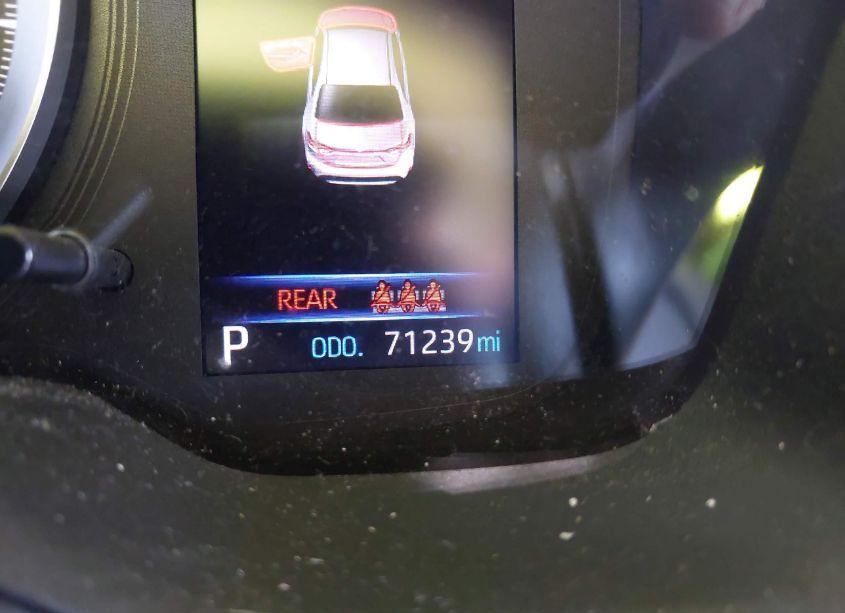 Photo 15 of 2021 Toyota Corolla LE (VIN 5YFEPMAEXMP167917)