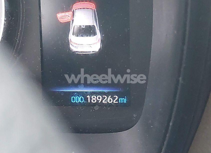 Photo 16 of 2021 Toyota Corolla LE (VIN 5YFEPMAEXMP180652)