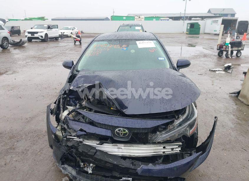 Photo 6 of 2021 Toyota Corolla LE (VIN 5YFEPMAEXMP180652)
