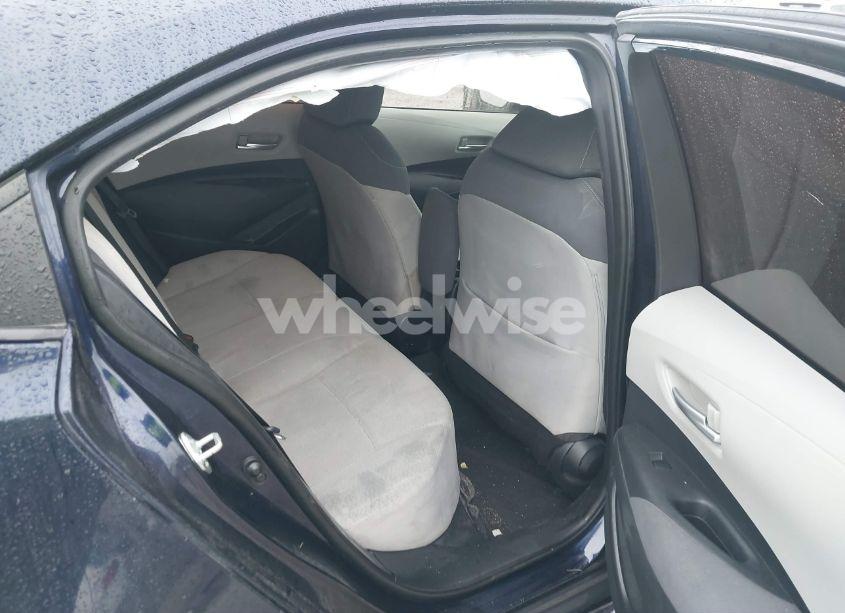 Photo 8 of 2021 Toyota Corolla LE (VIN 5YFEPMAEXMP180652)