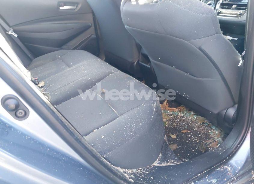 Photo 8 of 2021 Toyota Corolla LE (VIN 5YFEPMAEXMP184328)