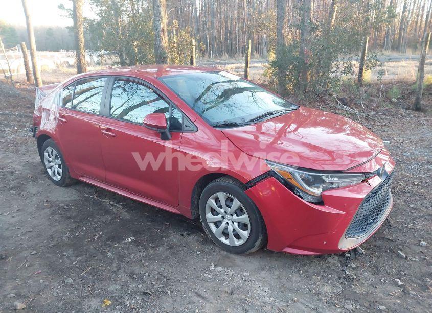 2021 Toyota Corolla LE (VIN 5YFEPMAEXMP185950) main photo