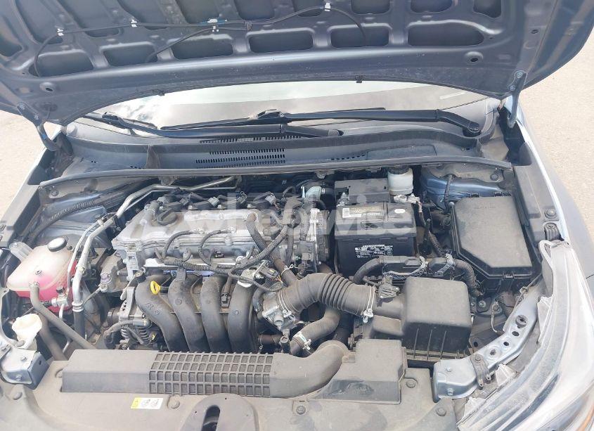 Photo 10 of 2021 Toyota Corolla LE (VIN 5YFEPMAEXMP187567)