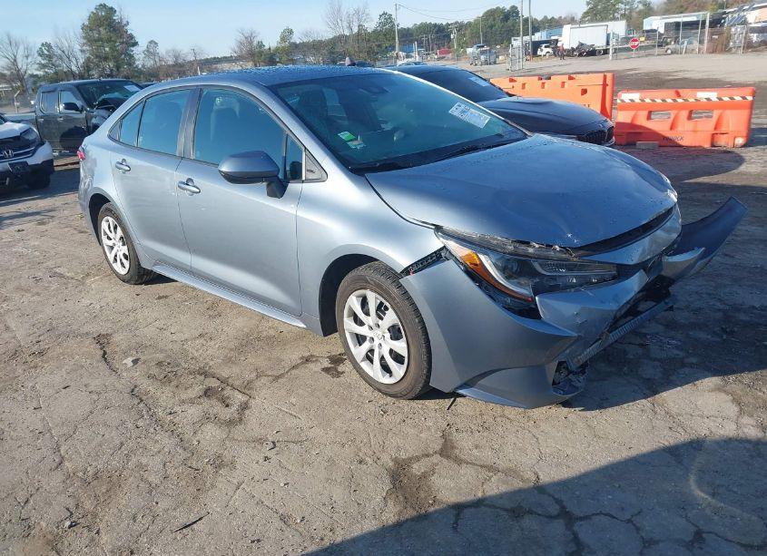 2021 Toyota Corolla LE (VIN 5YFEPMAEXMP191103) main photo