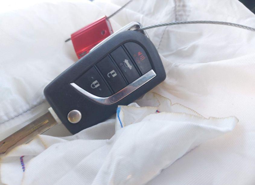 Photo 11 of 2021 Toyota Corolla LE (VIN 5YFEPMAEXMP191103)