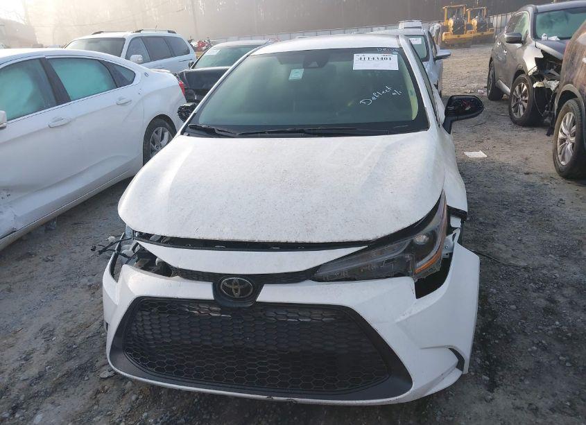 Photo 12 of 2021 Toyota Corolla LE (VIN 5YFEPMAEXMP219210)