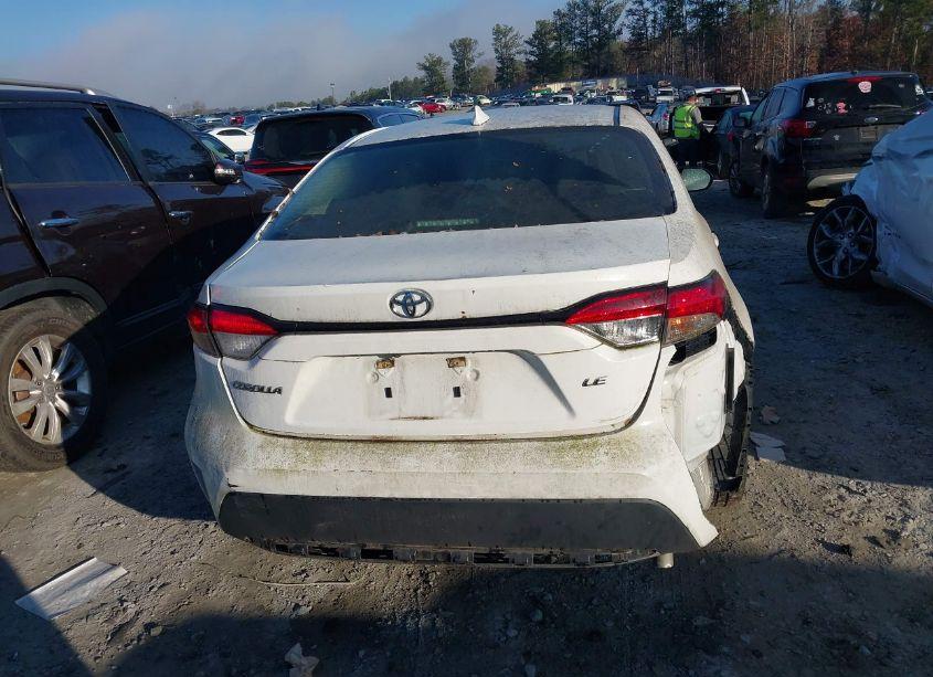 Photo 16 of 2021 Toyota Corolla LE (VIN 5YFEPMAEXMP219210)