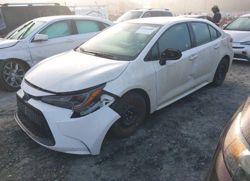 Photo 2 of 2021 Toyota Corolla LE (VIN 5YFEPMAEXMP219210)