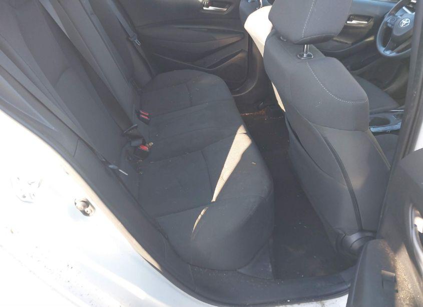 Photo 8 of 2021 Toyota Corolla LE (VIN 5YFEPMAEXMP219210)