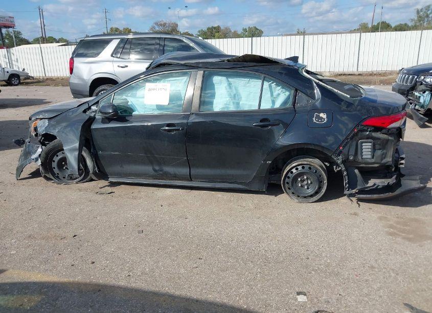 Photo 14 of 2021 Toyota Corolla LE (VIN 5YFEPMAEXMP219630)