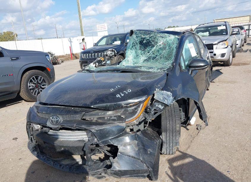 Photo 6 of 2021 Toyota Corolla LE (VIN 5YFEPMAEXMP219630)