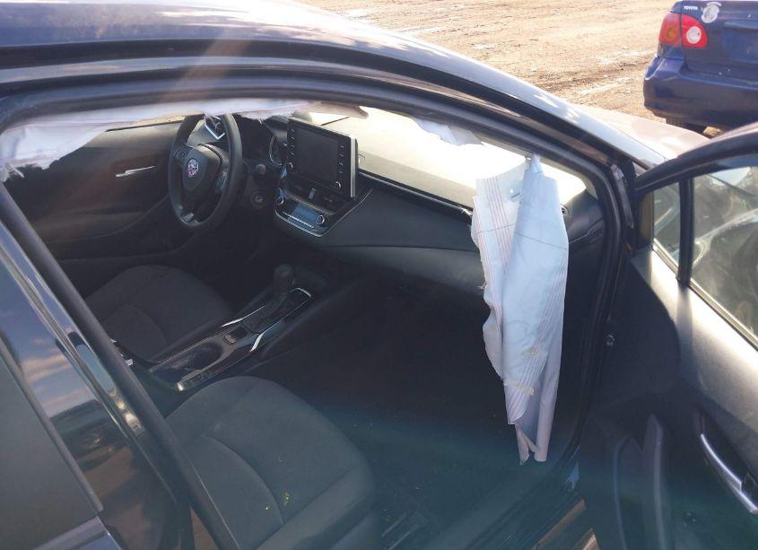 Photo 5 of 2021 Toyota Corolla LE (VIN 5YFEPMAEXMP224830)