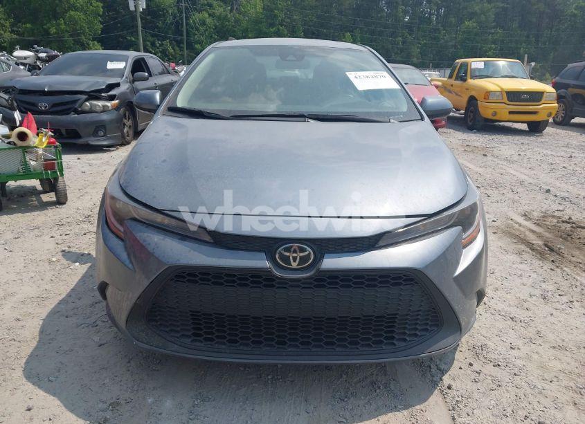 Photo 12 of 2021 Toyota Corolla LE (VIN 5YFEPMAEXMP243507)
