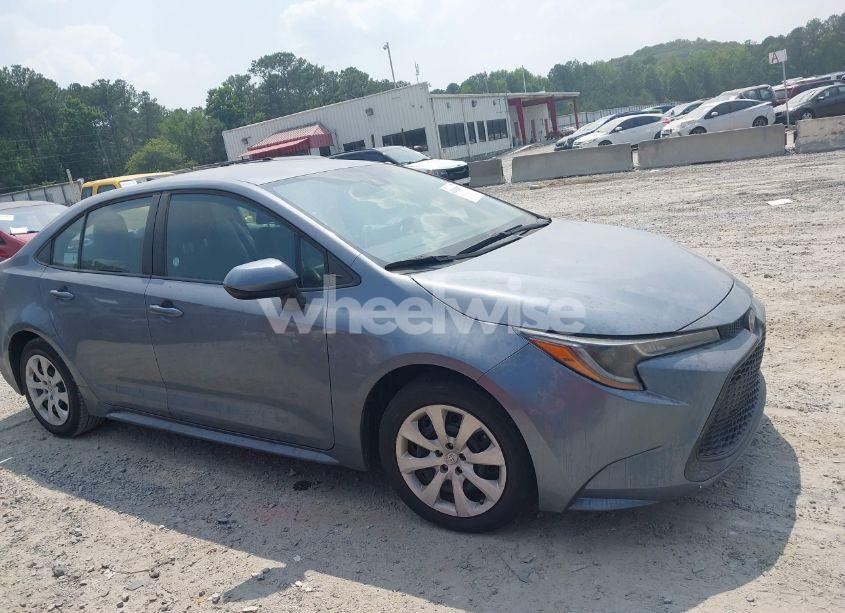 Photo 13 of 2021 Toyota Corolla LE (VIN 5YFEPMAEXMP243507)