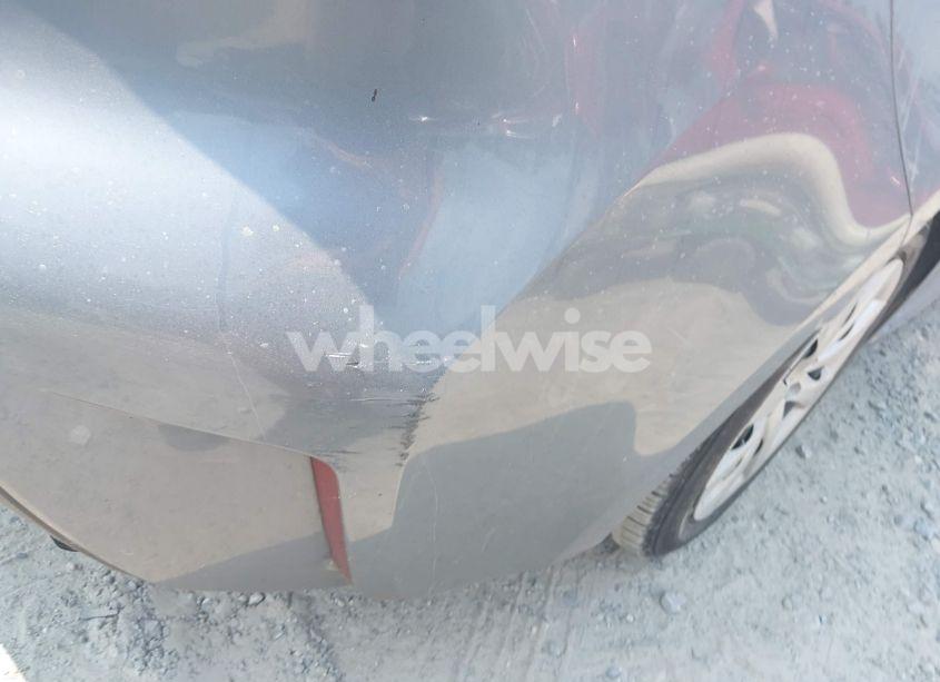 Photo 6 of 2021 Toyota Corolla LE (VIN 5YFEPMAEXMP243507)