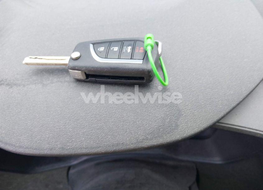 Photo 11 of 2021 Toyota Corolla LE (VIN 5YFEPMAEXMP248951)