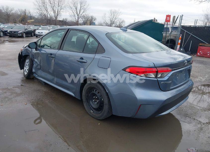 Photo 3 of 2021 Toyota Corolla LE (VIN 5YFEPMAEXMP248951)