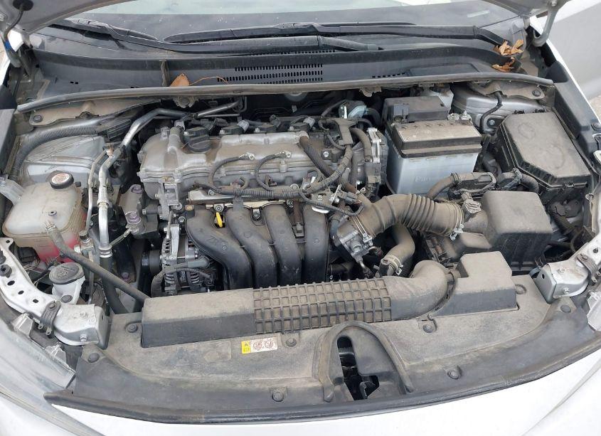Photo 10 of 2021 Toyota Corolla LE (VIN 5YFEPMAEXMP249615)
