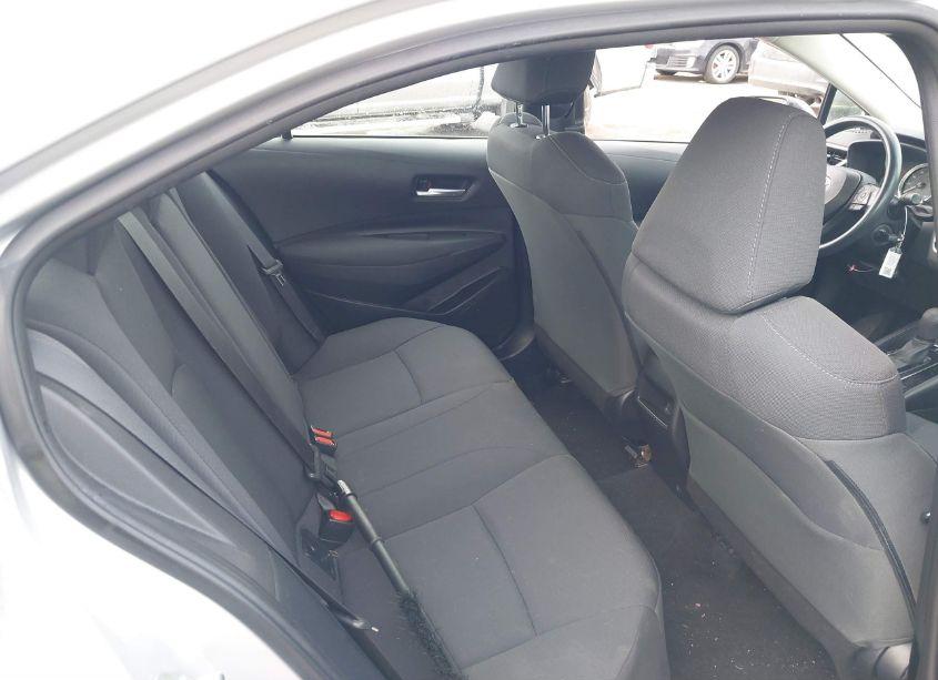 Photo 8 of 2021 Toyota Corolla LE (VIN 5YFEPMAEXMP249615)