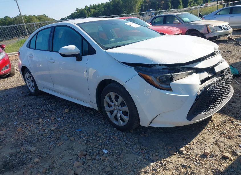 2021 Toyota Corolla LE (VIN 5YFEPMAEXMP255477) main photo