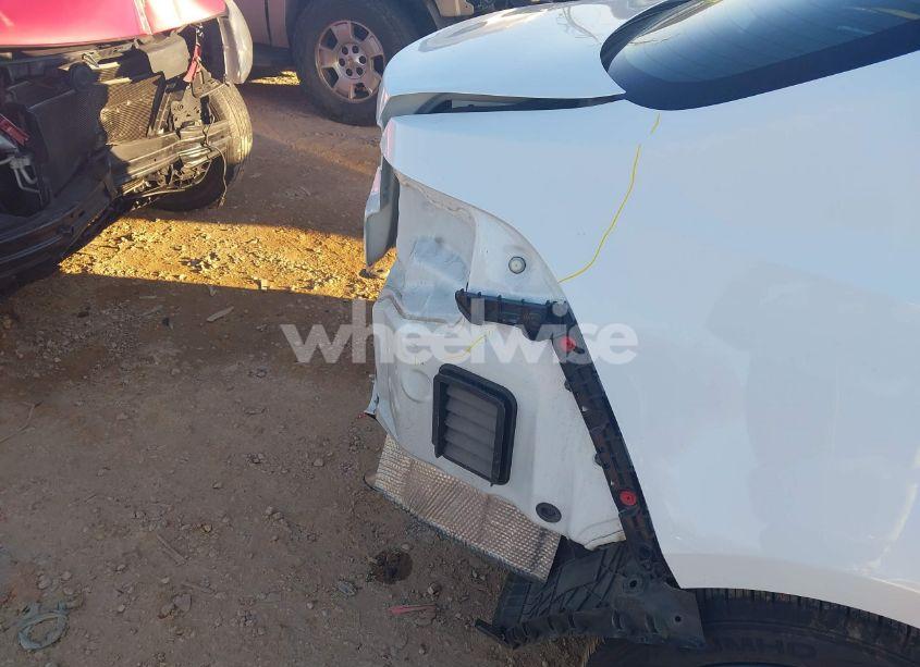 Photo 18 of 2021 Toyota Corolla LE (VIN 5YFEPMAEXMP262350)