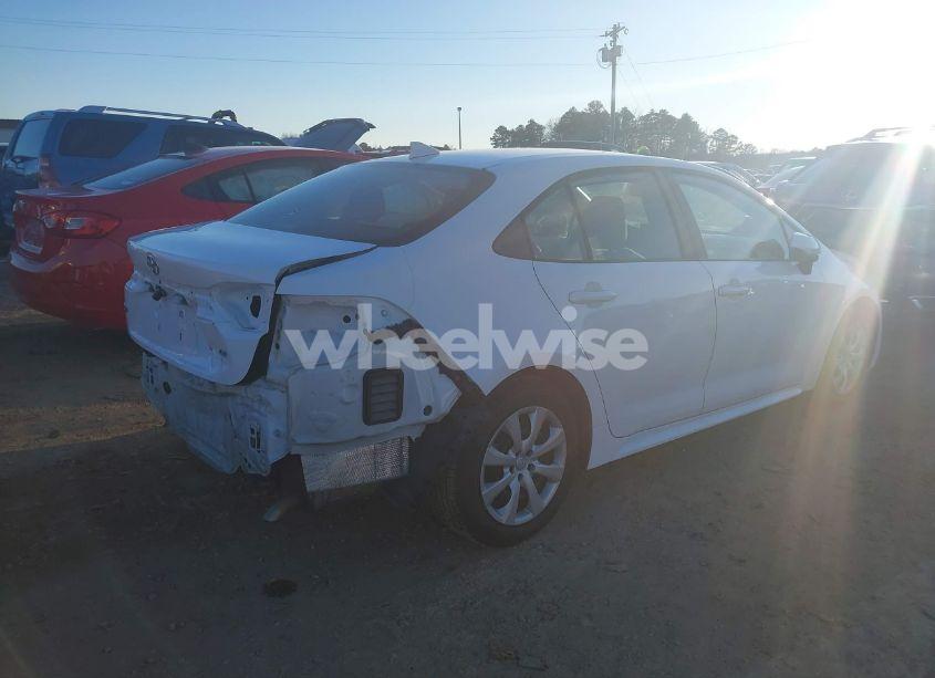 Photo 4 of 2021 Toyota Corolla LE (VIN 5YFEPMAEXMP262350)