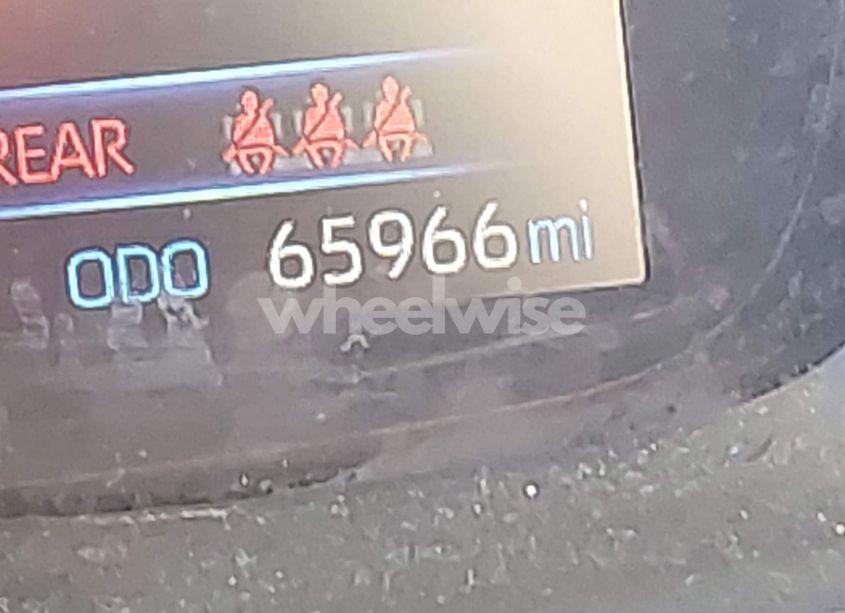 Photo 15 of 2022 Toyota Corolla LE (VIN 5YFEPMAEXNP278176)