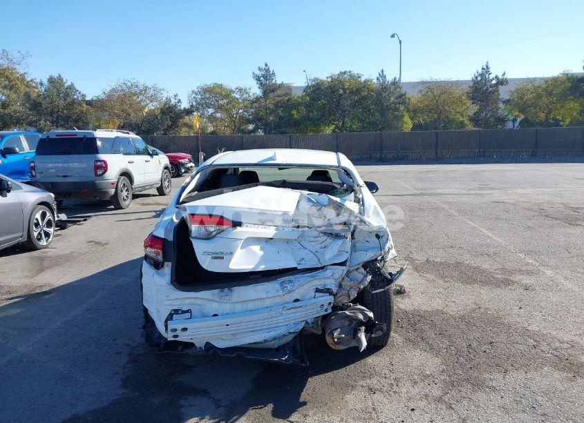 Photo 16 of 2022 Toyota Corolla LE (VIN 5YFEPMAEXNP278176)