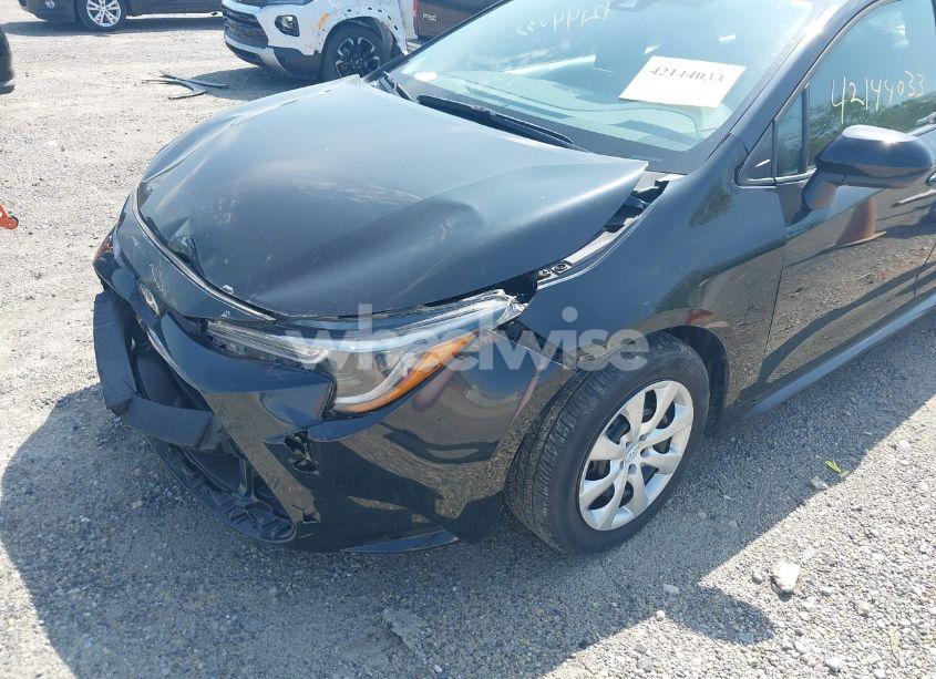 Photo 18 of 2022 Toyota Corolla LE (VIN 5YFEPMAEXNP298668)
