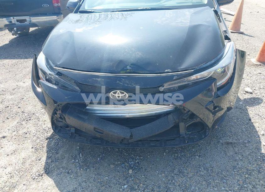 Photo 6 of 2022 Toyota Corolla LE (VIN 5YFEPMAEXNP298668)