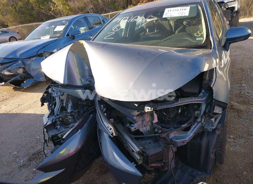 Photo 12 of 2022 Toyota Corolla LE (VIN 5YFEPMAEXNP313363)