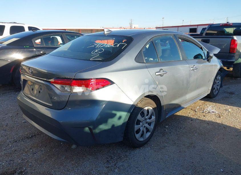 Photo 4 of 2022 Toyota Corolla LE (VIN 5YFEPMAEXNP313363)