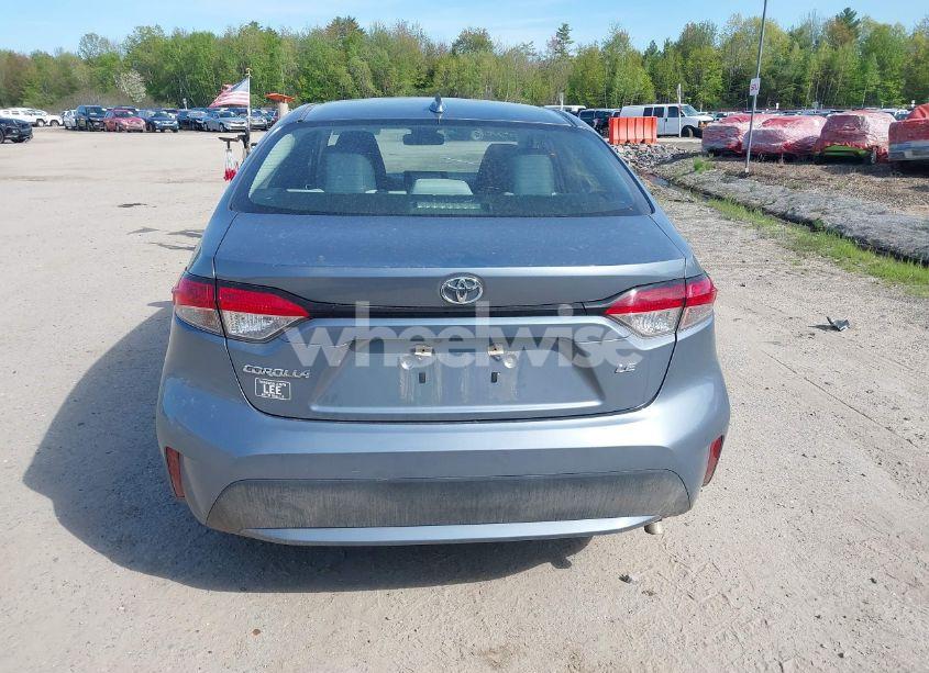Photo 16 of 2022 Toyota Corolla LE (VIN 5YFEPMAEXNP324721)
